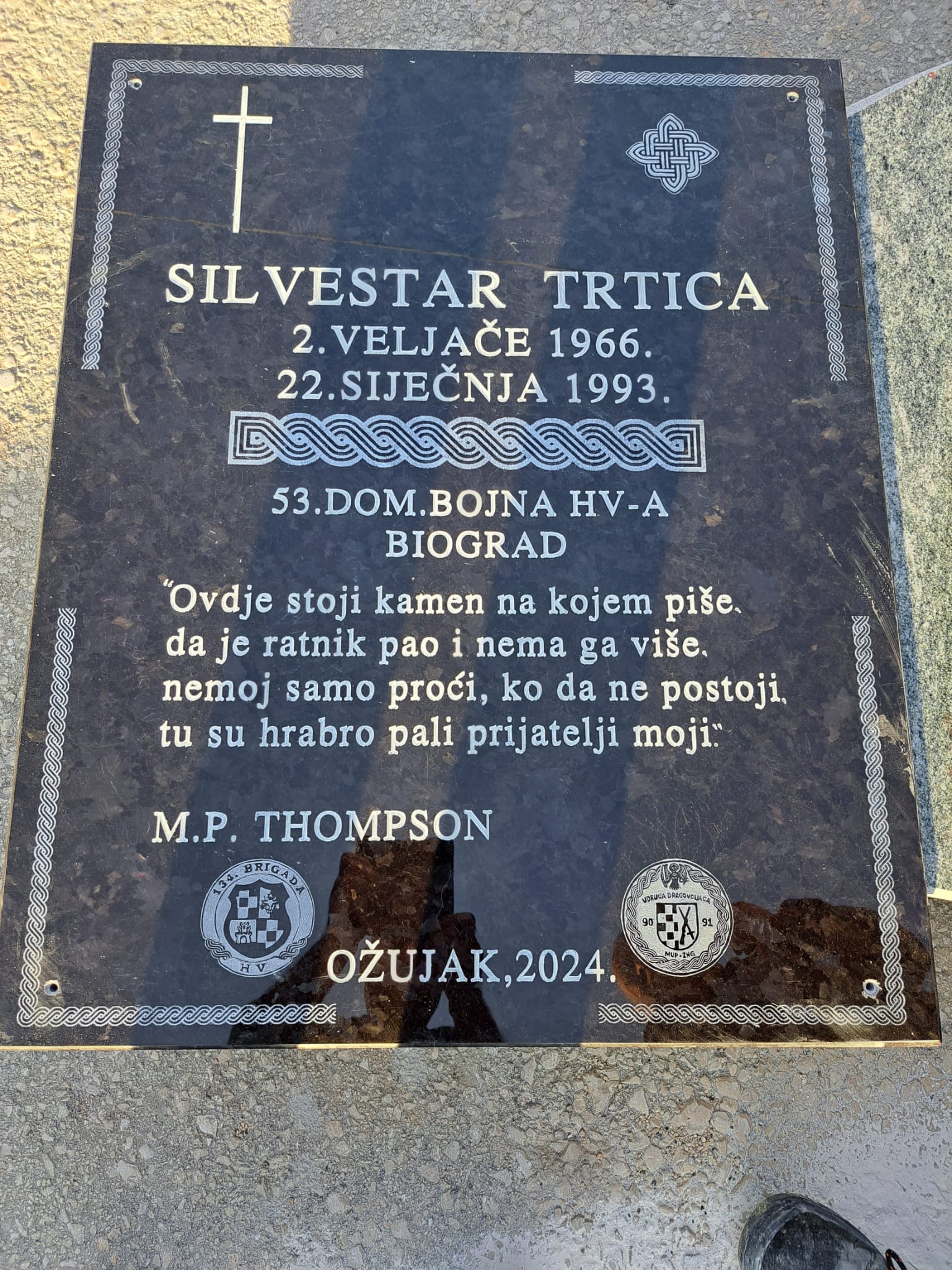 UDRUGA DRAGOVOLJACA MUP-a I ZNG-e 90-91: Otvaranje spomen ploča poginulim hrvatskim braniteljima Silvestru Trtica i Zoranu Čačić