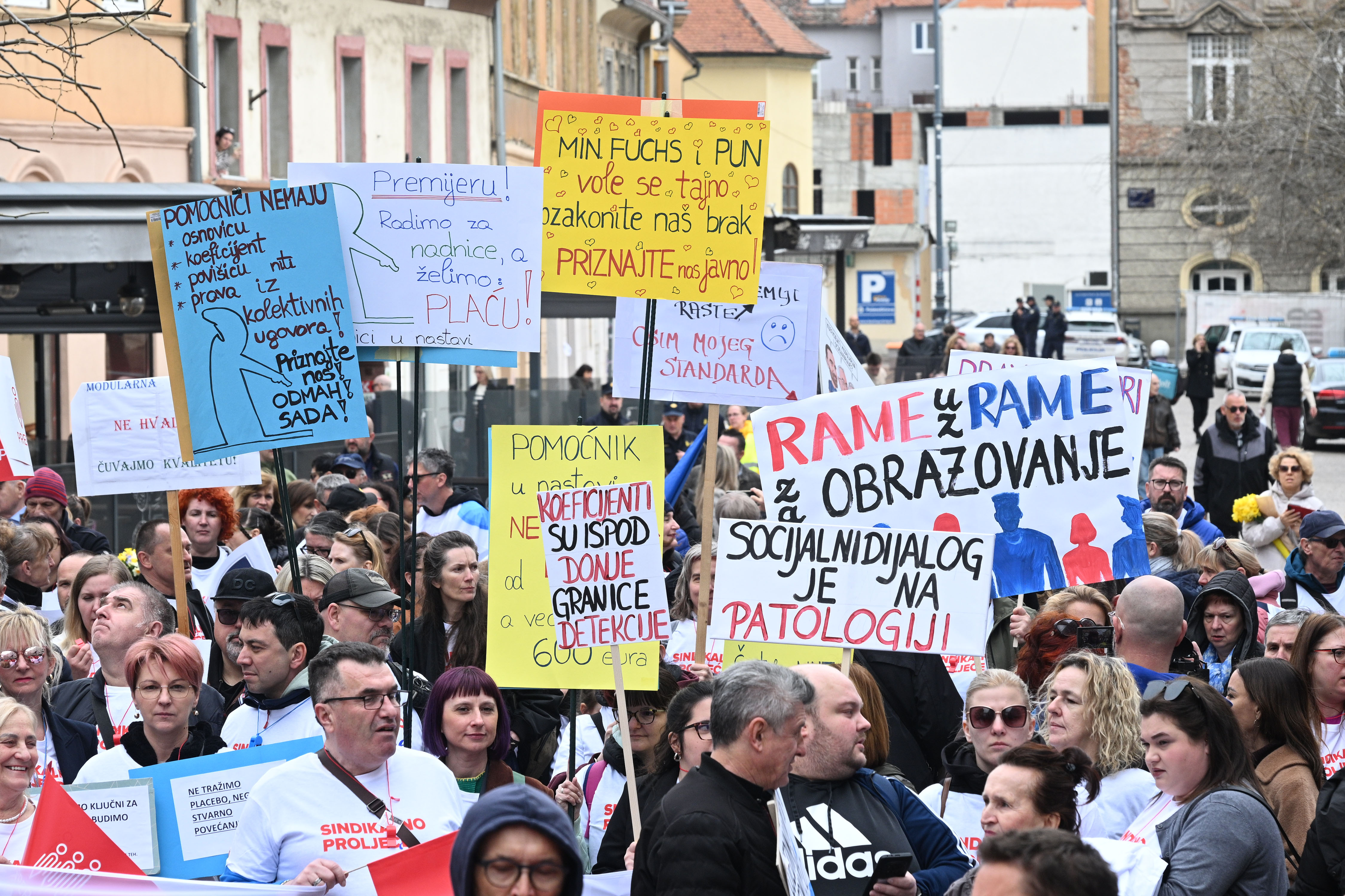 Veliki prosvjed sindikata: "AP, pao si na ispitu"