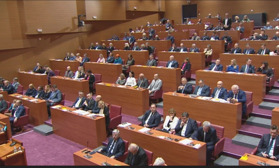 Odgoda glasanja o ustavnim sucima, nova ministrica zdravstva potvrđena u Saboru