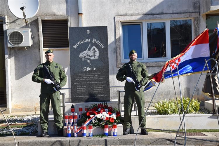 „Ajkule“ s Vama – obilježene godišnjice SJP i USPDR