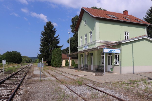 Suludo! Kod Lipika je krao vijke s pruge i ugrozio živote ljudi