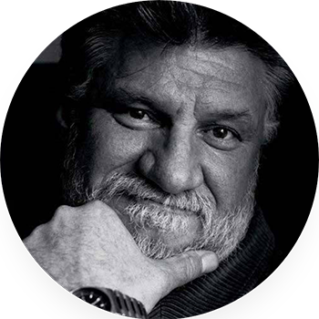 "SLOBODAN PRALJAK NIJE RATNI ZLOČINAC, S PRIJEZIROM ODBACUJEM VAŠU PRESUDU!"