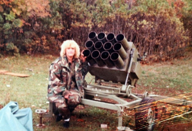 SVOJIM NOVCEM KUPILA VBR I STO RAKETA, PA NALJUTILA TUĐMANA! ‘Tako smo obranili Peruću. Zašto se naljutio? Zbrojite dva i dva’