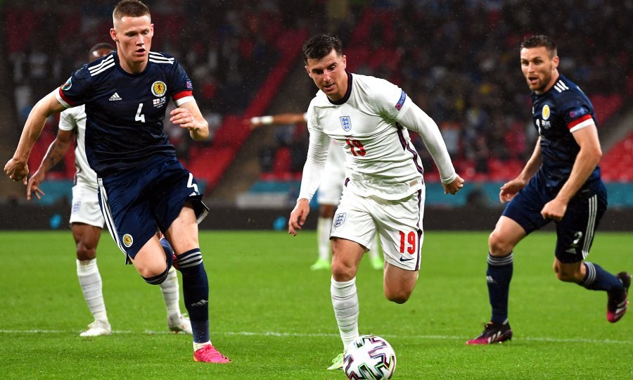 Kao ni Zlatku Daliću tako ni engleskom izborniku ništa nije jasno: Ne želim stvarati dramu Škotima, ali kamo to ide?