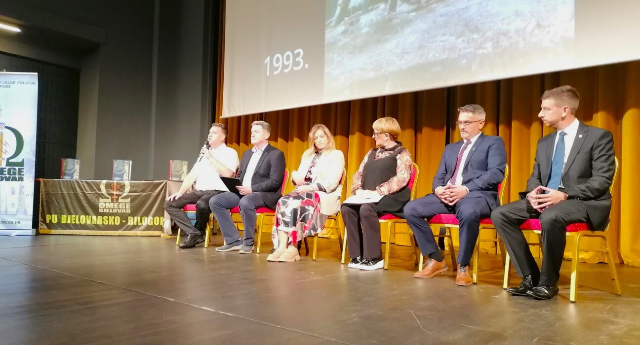 Monografija "Omega" oduševila Bjelovarce: Odan spomen herojima Domovinskog rata