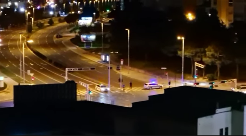 Snažna bura radi kaos u Splitu: S nebodera pada staklo, morali zatvoriti nekoliko prometnica