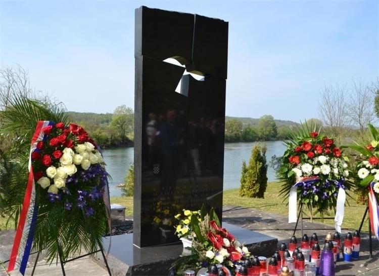 21. 10. 1991. GODINE U BAĆINU JE POČINJEN JEDAN OD  NAJOKRUTNIJIH MASOVNIH POKOLJA NAD HRVATIMA