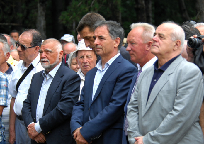 Zašto Plenković financira proslavu pokolja nad Hrvatima u Srbu?