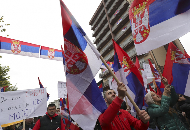 NAPETOSTI NA KOSOVU Srbi pozvani u policiju zbog barikada: ‘Ljudi su preplašeni, nešto se sprema’