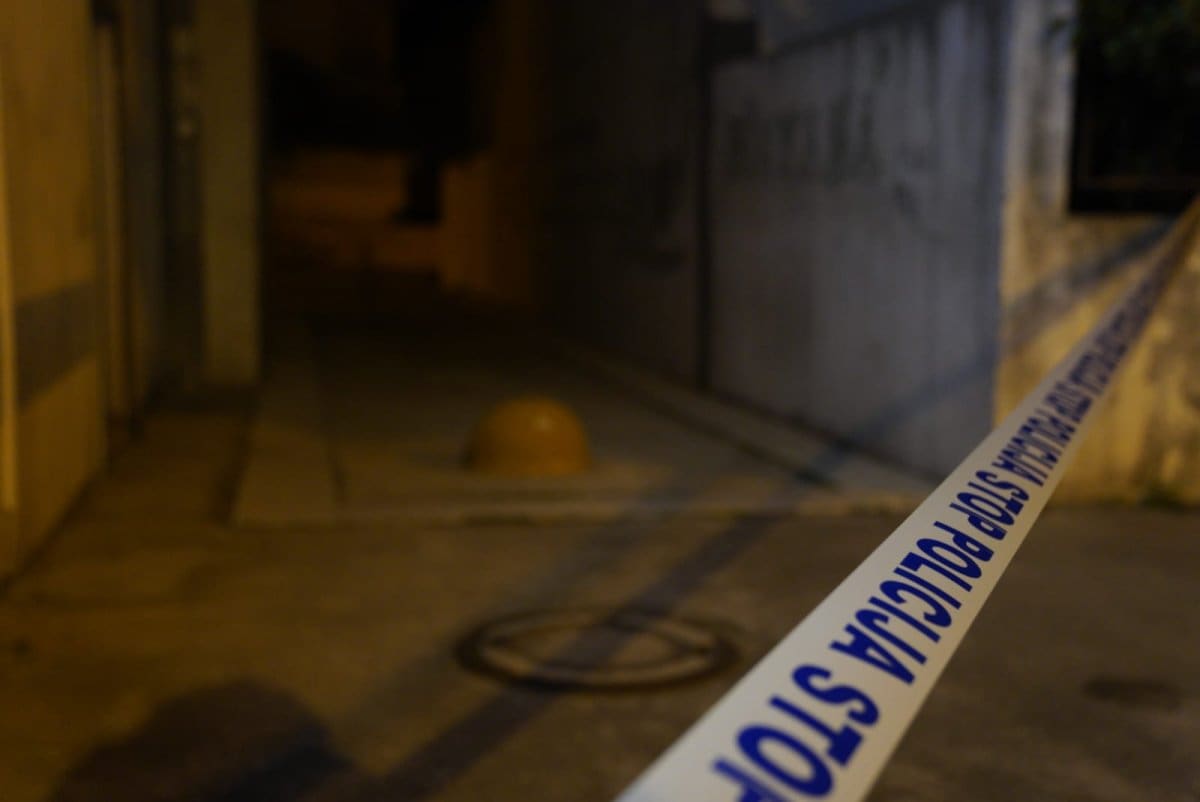 Kaos u Splitu, sukob na nekoliko lokacija, dvoje u bolnici, pred hostelom razbacani skuteri: ‘Bilo ih desetak, maskiranih...‘