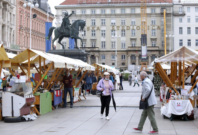 ZBOGOM ‘VAŠARU’ U CENTRU ZAGREBA? Gradonačelnik nije sretan: Nije dobro da se Trg pretvara u rezervnu tržnicu! - Odgovor Pave Baotić!