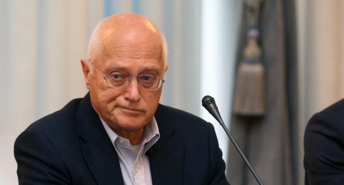 ŠTERN: “DVA SU SCENARIJA S NAFTOM: U PRVOM, SVI ĆEMO PJEŠAČITI…”