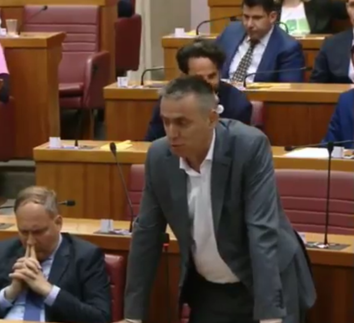 U SABORU ZAISKRILO IZMEĐU ĆIPE I GRBINA: Padale su i opomene! Država i pobačaj uspoređeni s četničkim ubojstvom