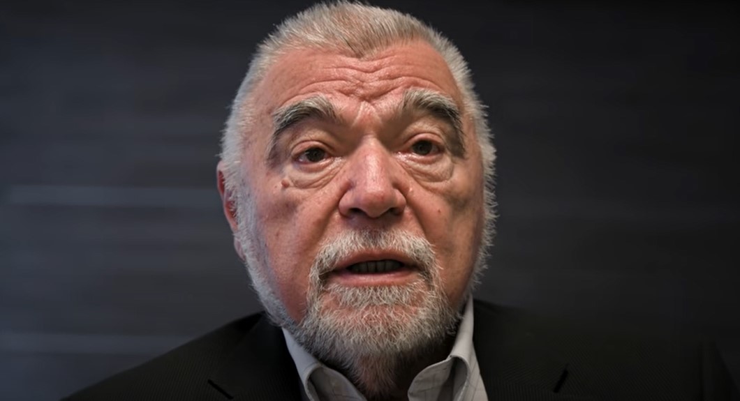 Sramota. Mesić je dijelio činove oficirima JNA koji su bili agresori na Hrvatsku!