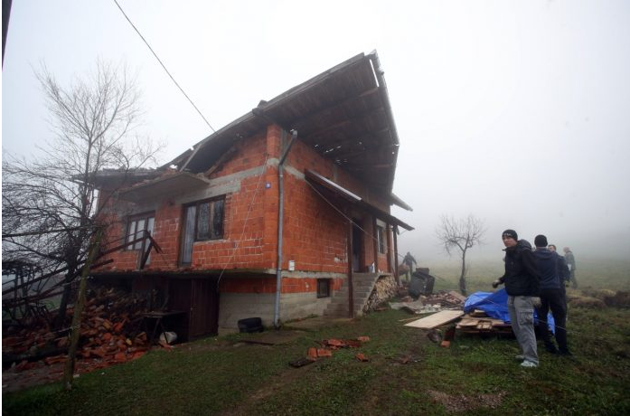 Samo 40 posto doniranog novca ide na obnovu kuća nakon potresa