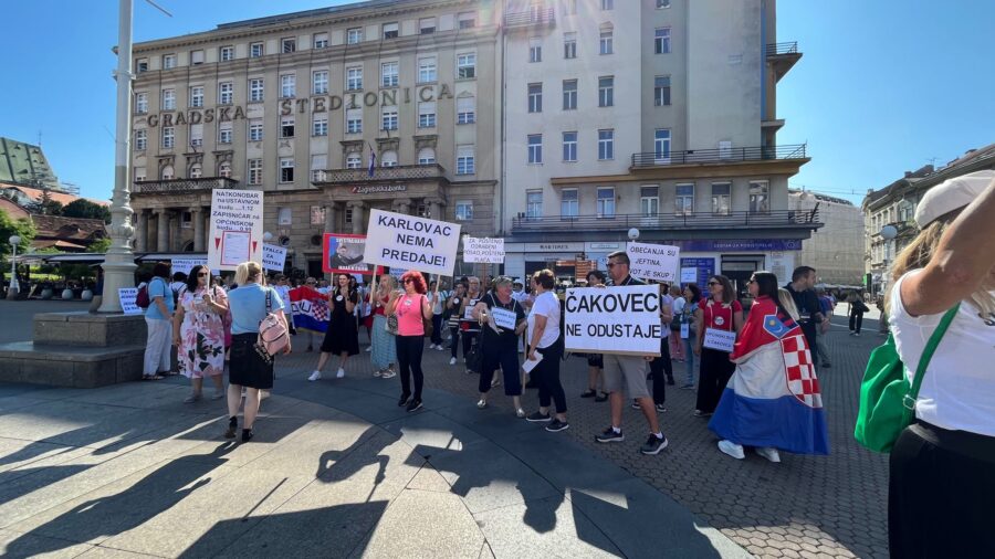 Štrajk se prelio na ulice Zagreba: “650 eura plaća, a troje djece imam…”