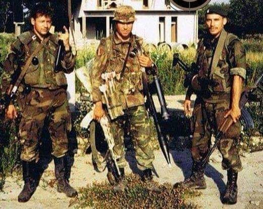 Domoljubna poezija: Vlado Visković - STRANI DRAGOVOLJCI