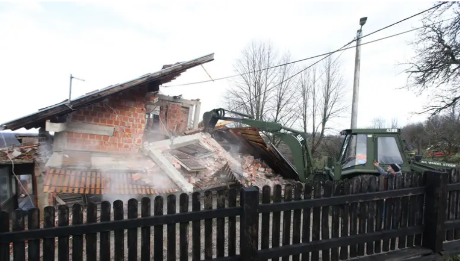 DORH-ovi istražitelji na terenu: Pregledavaju kuće obnovljene nakon rata, uništene u potresu