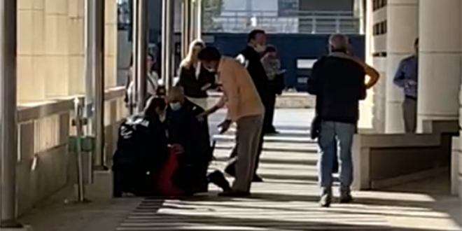 NEUGODNA SCENA NA EKONOMIJI Htjela na fakultet bez maske, silom je odvela policija u lisicama