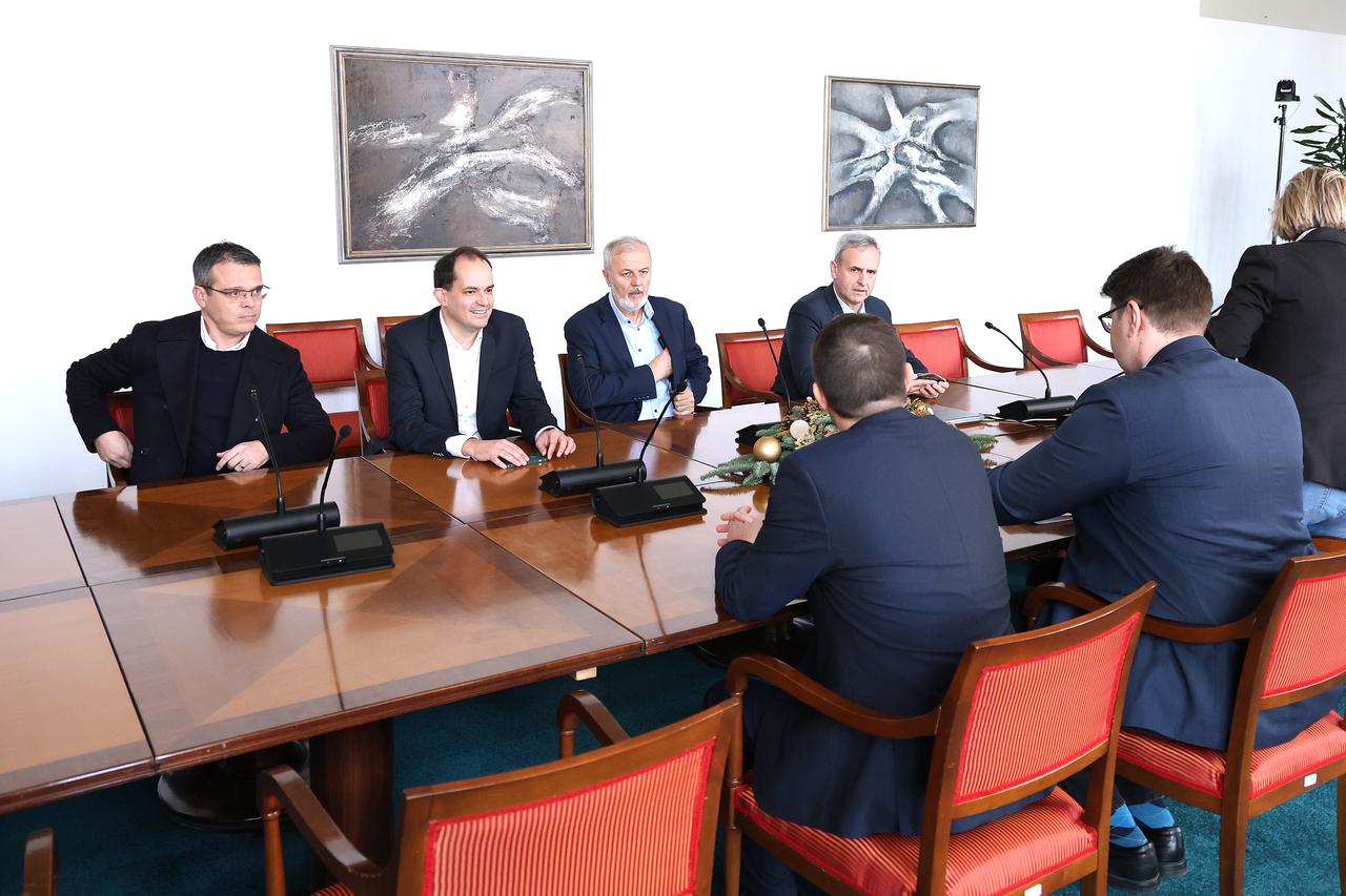 Drama u Saboru završena: Vladajući i oporba usuglasili 10 kandidata za Ustavni sud