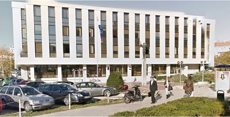 Kasetnim bombama 1992. rušio Metković, pri čemu su poginule tri žene, deseci ranjenih, a sad je - svjedok oštećenik