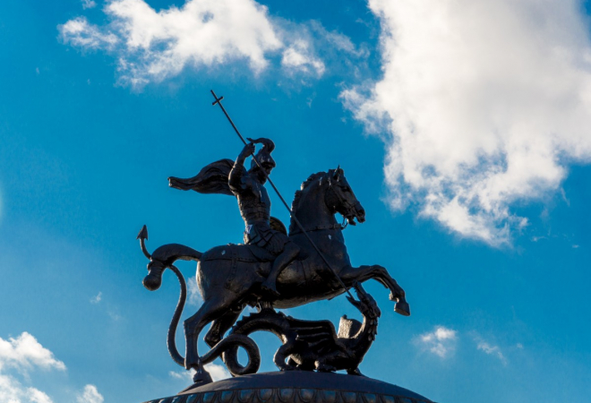 Tko je Sveti Juraj, što ima sa zmajem i zašto ga zaziva pola Europe? Ovo je moćna molitva