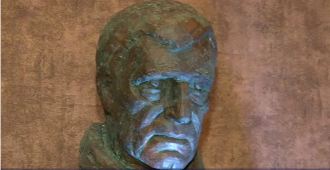 U Pakracu otkrivena bista Svena Laste