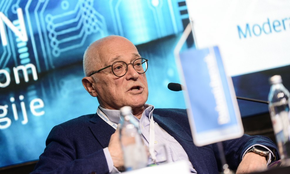 ORBAN U PROBLEMU  Mađari traže drugi izvor nafte, Štern: 'Pretrpit će veliki financijski udarac'