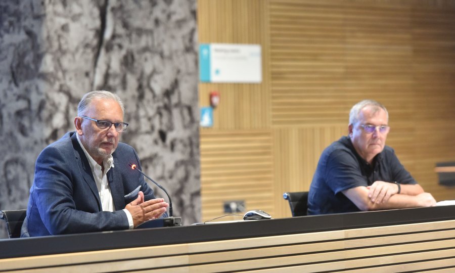 Od 1. rujna otvaraju se zatvoreni dijelovi kafića