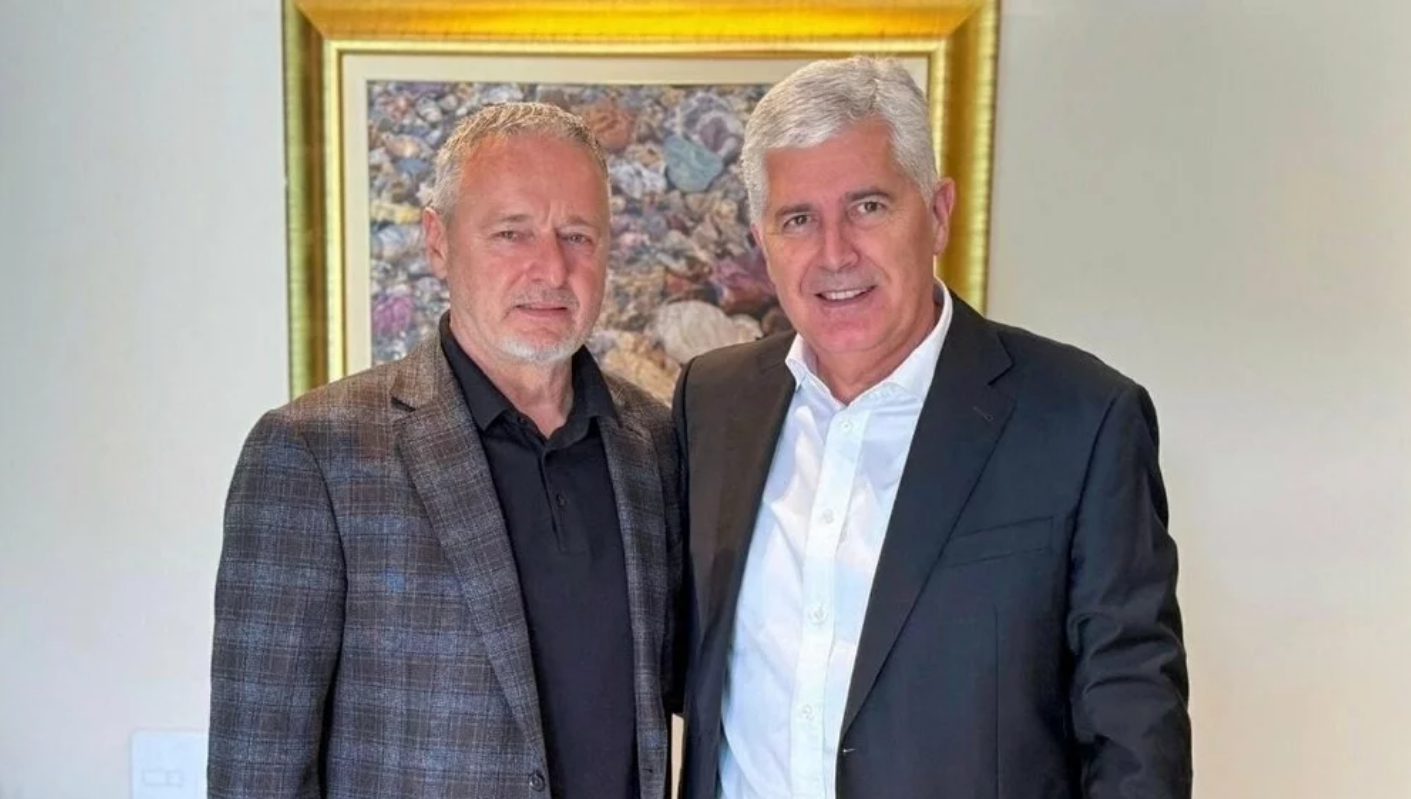 Čović odgovorio na kritike zbog fotografije s Thompsonom: „Dalje prste od hrvatskog naroda“