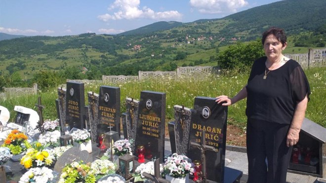 Sud u Haagu zanijemio! Anica: ‘Muslimani su mi u sekundi ubili tri sina i muža’