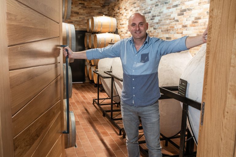 Otkriveno tko je Tolušiću pozajmio novac za vinariju: “Čuvali su ga u čarapama i madracima”