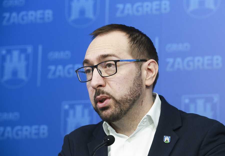 Tomašević vidi HDZ-ove “maske” posvuda: Thompson, doček i Ustav kao kulisa za gradonačelnikove optužbe