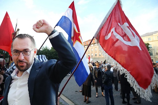 Urbani desničar: Можемо (ga popušit)