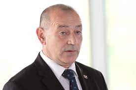 ZABORAVLJENO NASLJEDSTVO  Ministar Medved nije prijavio 11 oranica, dva pašnjaka i dvije livade