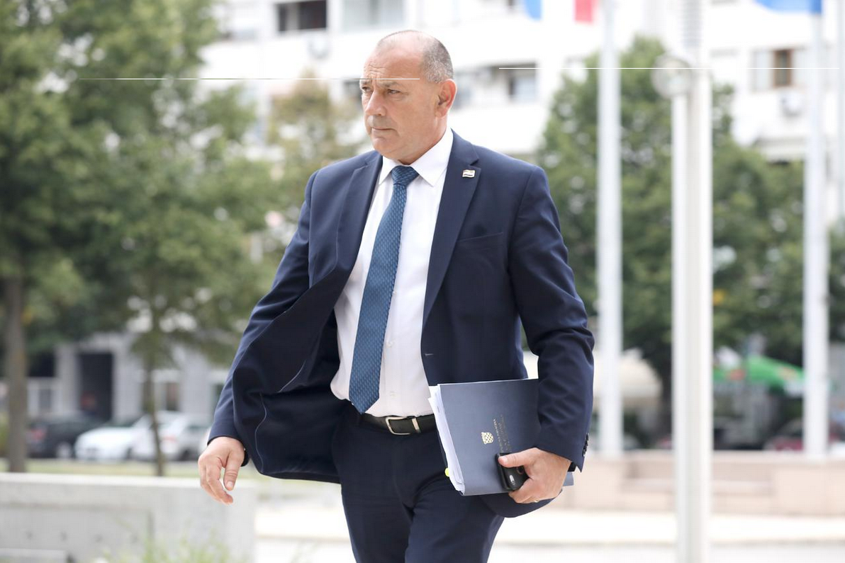 Prodaje se Fond hrvatskih branitelja