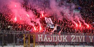 Torcida šalje posljednje upozorenje čelnicima Hajduka: ‘Dosta je blamaža i odluka na štetu kluba‘