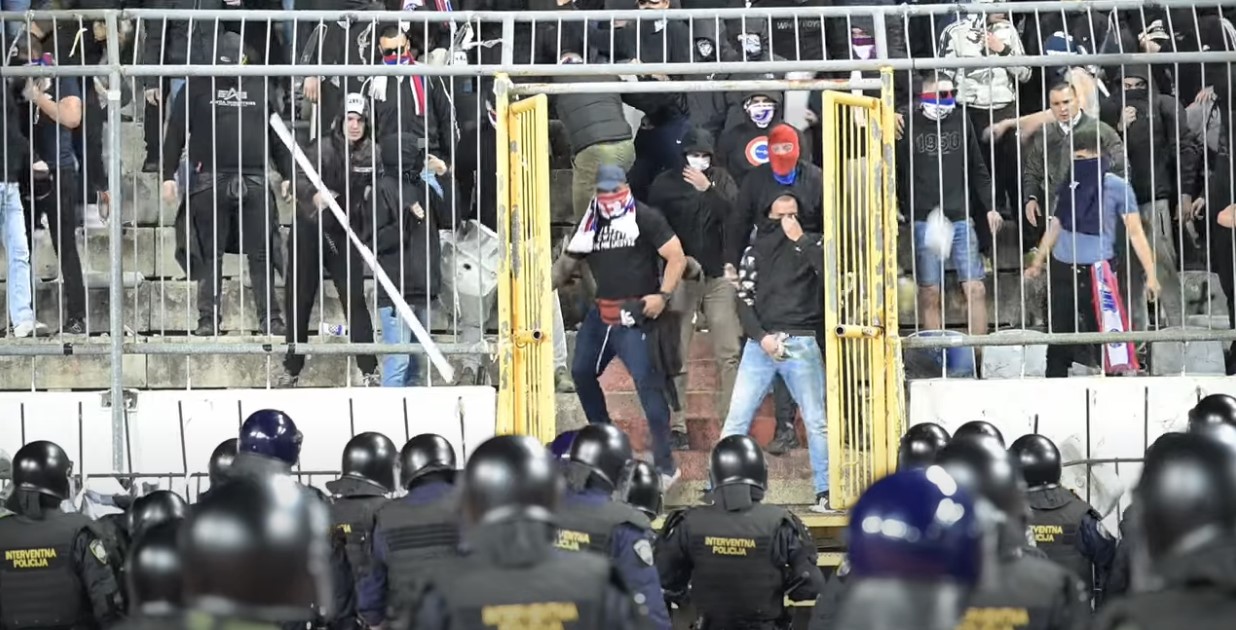 Rivalstvo na rubu: Nasilje i neredi prate Hajdukovu krizu nakon poraza od Dinama (VIDEO) /+12/