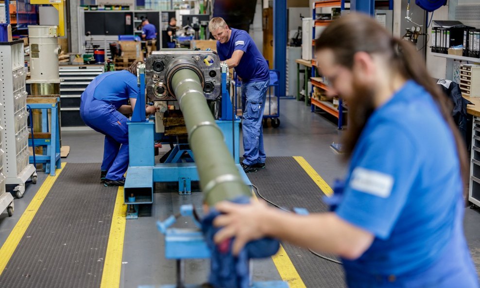 Dionice europskih trgovaca oružjem poletjele u nebo: Ovo je samo početak