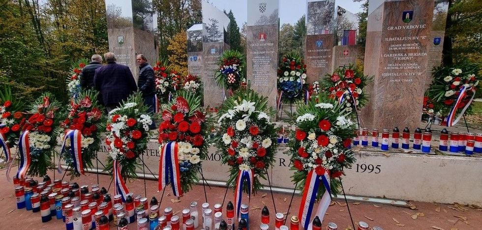 KOMEMORACIJA TROKUT NOVSKA Grad Koprivnica organizira besplatan autobus za odlazak na Komemoraciju poginulim braniteljima