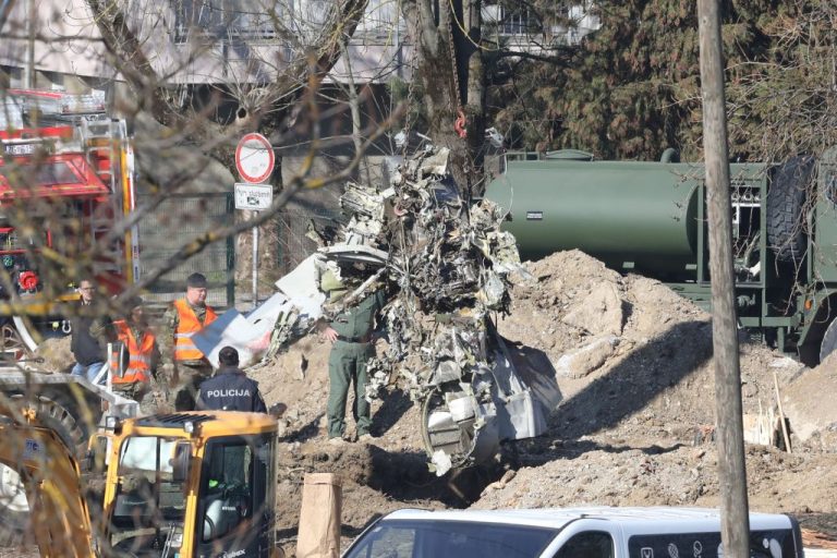 U letjelici je bila bomba od 120 kg, eksplodirala je. Pilot Selak tvrdi da nije bomba, već nešto drugo