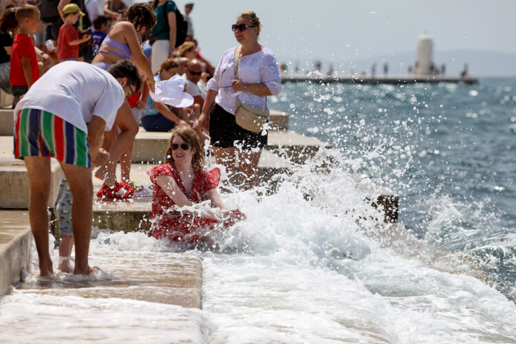 Koliko turista svakog dana treba pomoć hrvatskih liječnika?