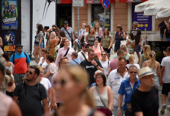 PRIJELOMNI VIKEND PRIBLIŽIO HRVATSKU REKORDNOJ 2019: Povećanje od pet posto, Kvarner i Istra prednjače, traži se krevet više!