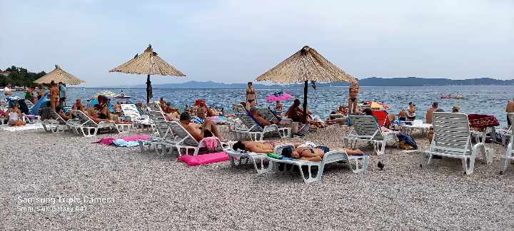 Slom ugostitelja na obali, restorani zjape prazni, traže se krivci: ‘Čak i bogati turisti kuhaju doma. Zašto? Osjećaju se prevareno!‘