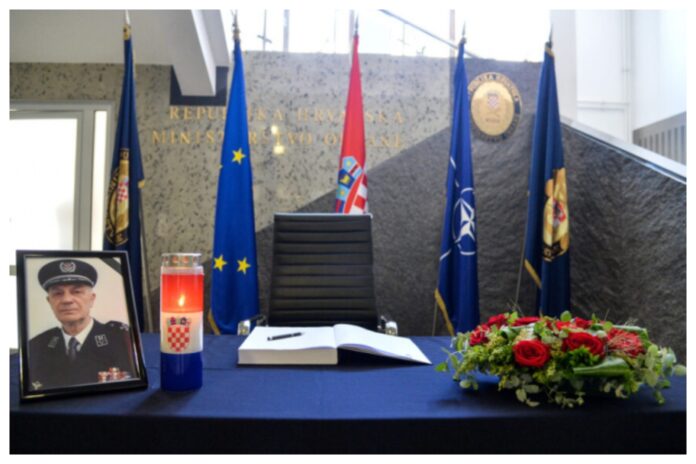 Počasni prelet zrakoplova MiG-21 iznad Mirogoja: Piloti Hrvatskog ratnog zrakoplovstva će odat počast generalu Antonu Tusu