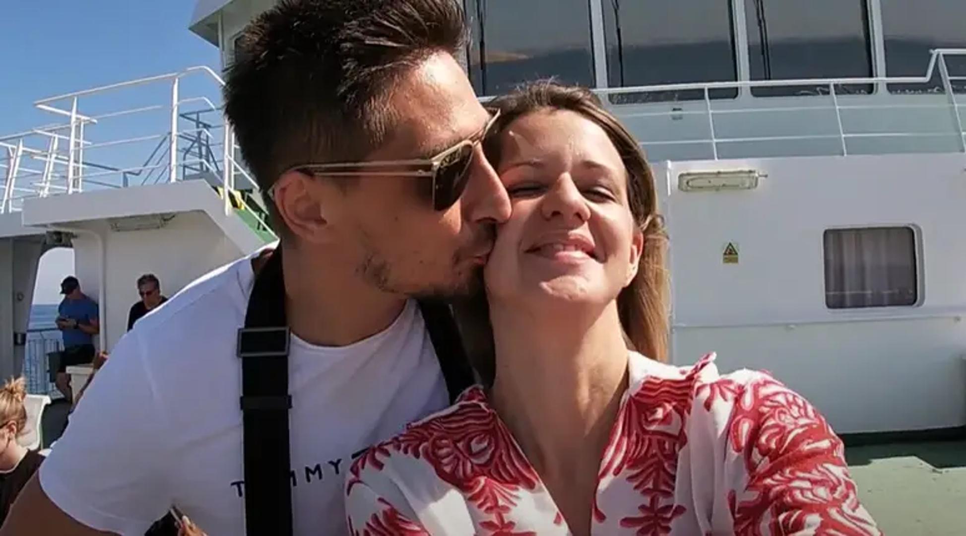 DVOSTRUKO UBOJSTVO Cure novi detalji mučnog slučaja: Osumnjičenog odao signal mobitela?