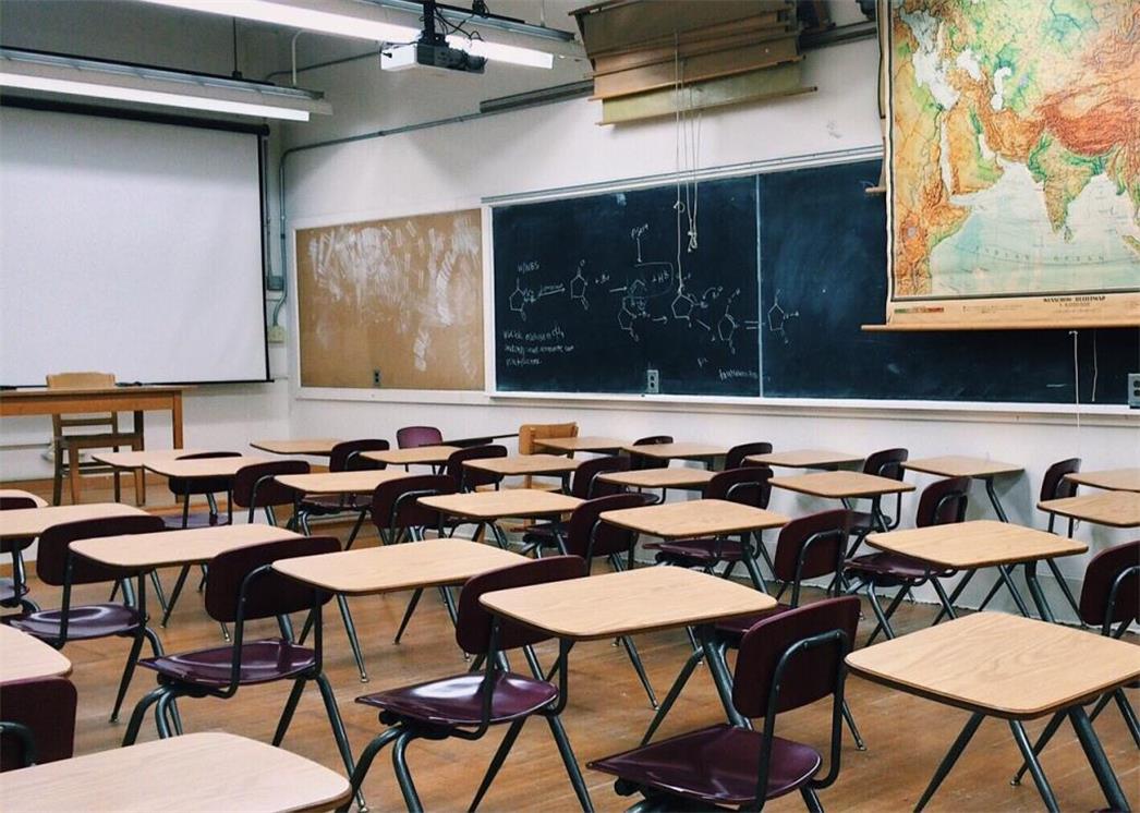 NAMJERNO PROVOCIRA: ‘Odsad ću svojim zagrebačkim studentima predavati isključivo na srpskom jeziku‘
