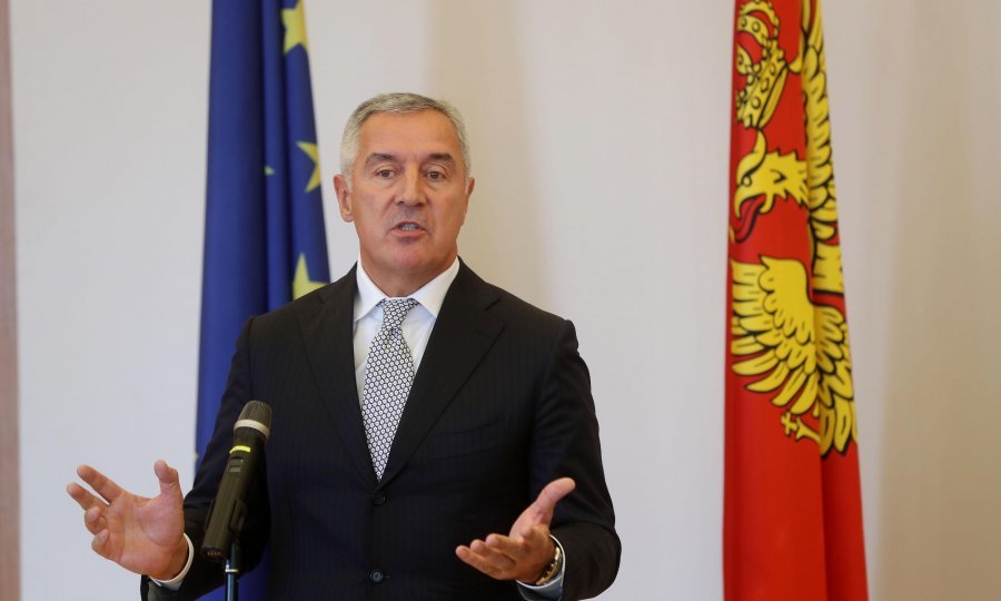 Đukanović pozitivan na koronavirus, prije  dva dana bio u Hrvatskoj i družio se sa Milanovićem