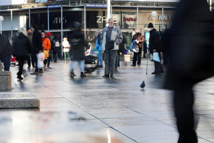 VISOKE BROJKE: Neslužbeno: Danas 15.629 novozaraženih, pogledajte stanje u županijama