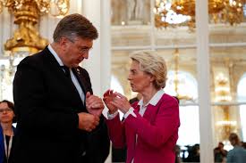 Plenković više nije ‘zlatni dečko’ i izgubio je najveće povlastice: Moćnica mu okreće leđa